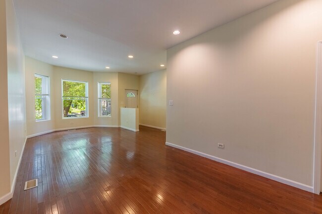 Foto del edificio - 1541 S Spaulding Ave
