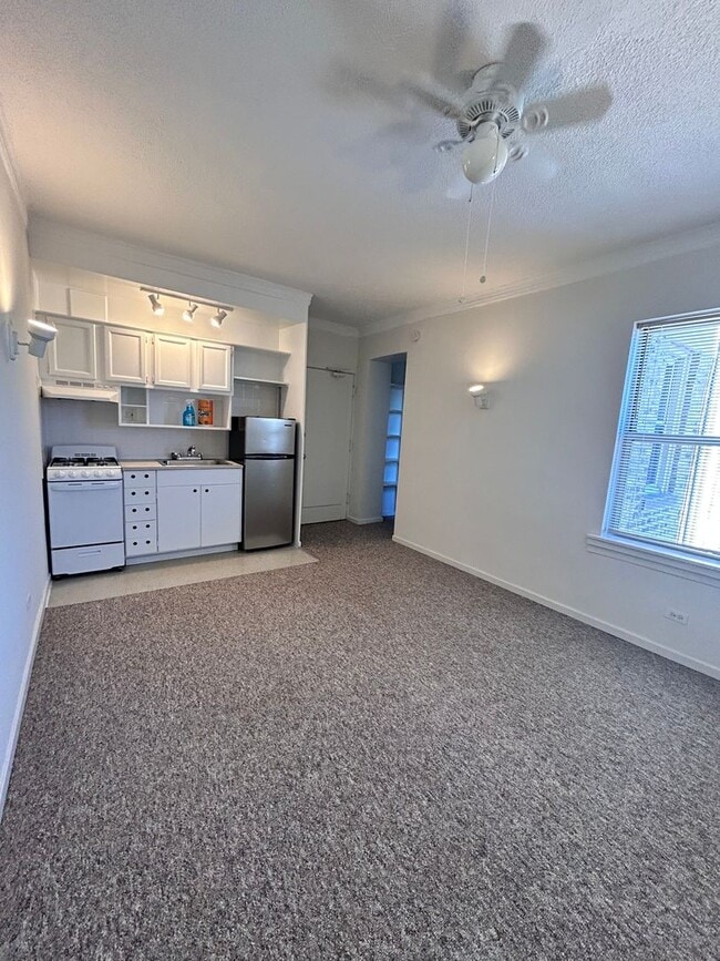 Interior Photo - Winthrop Terrace