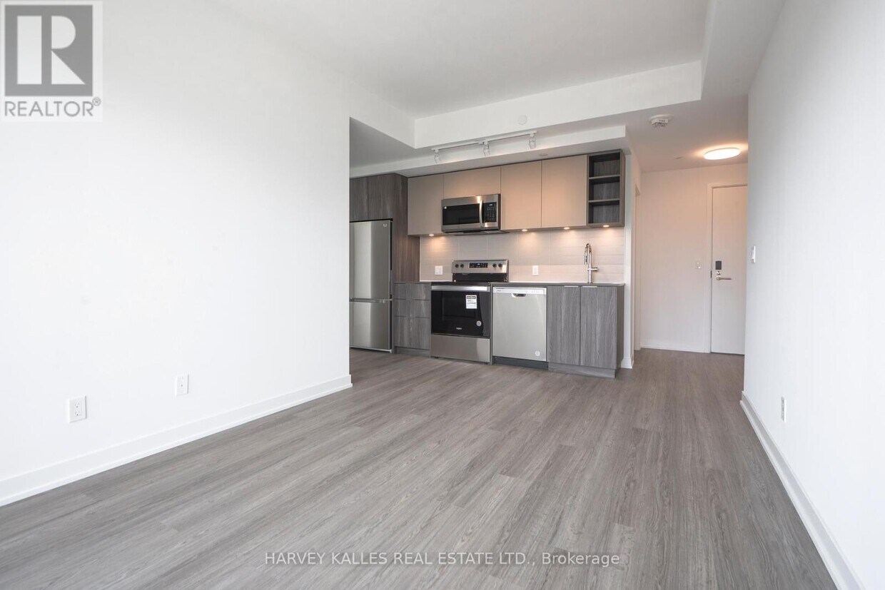 Photo principale - 100-1100 Eastdale Ave