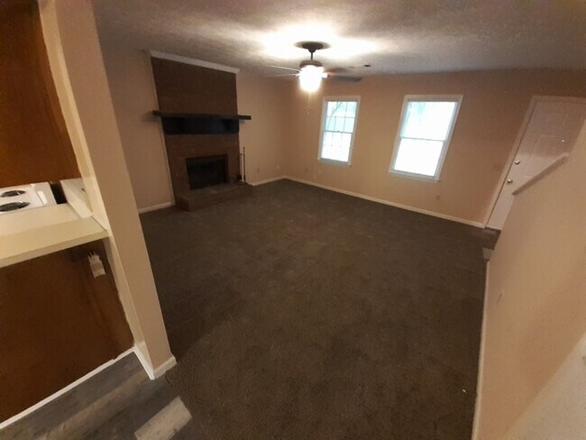 Foto del edificio - 1568 Harbins Rd NW