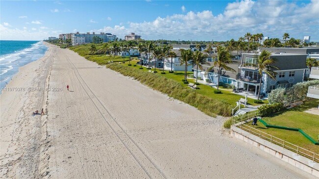 Foto del edificio - 1194 Hillsboro Mile Unit 1