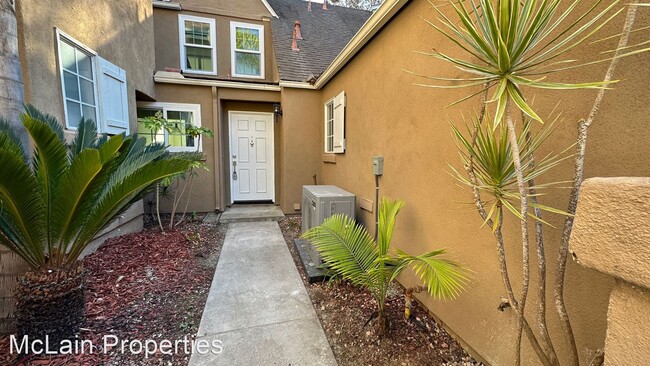 Building Photo - 3 br, 2 bath House - 2667 Regent Rd