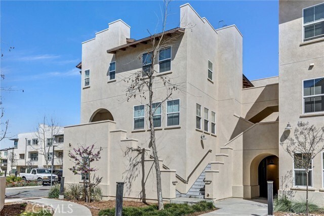 Building Photo - 5200 Beachside Ln