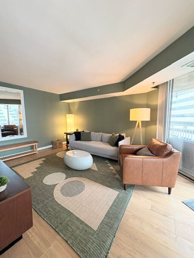 Foto del edificio - 7500 Woodmont Ave