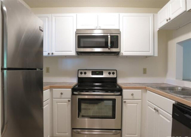 Kitchen - 708 M.L.K. Jr Blvd