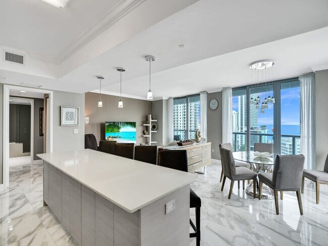 Foto del edificio - 2602 E Hallandale Beach Blvd