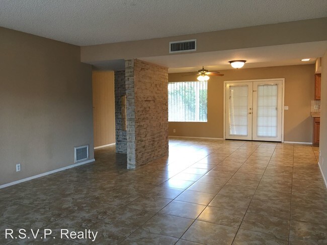 Foto del edificio - 7047 E Colonial Club Dr