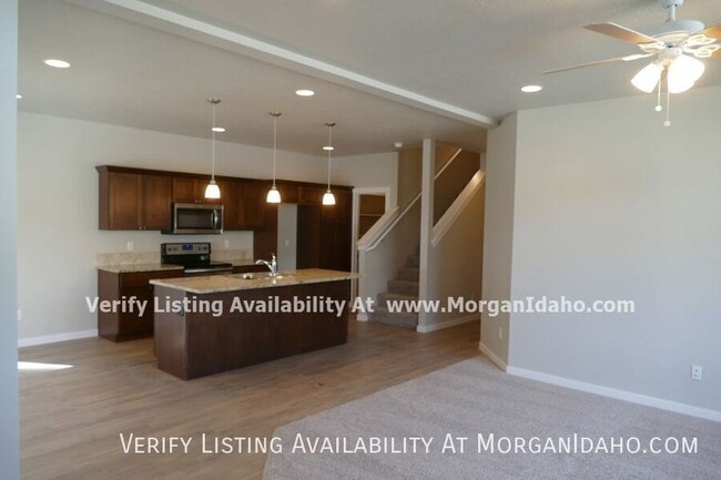 Building Photo - 537 N Escalade Pl