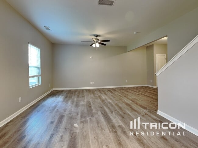 Building Photo - 419 Renown Ct