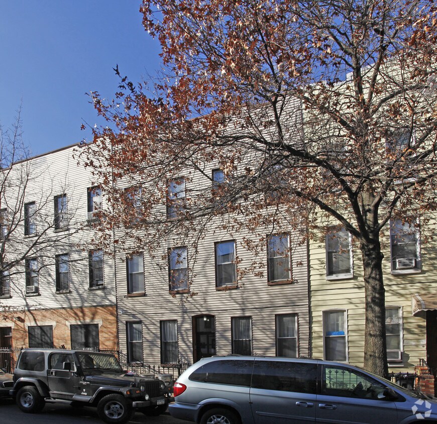 Primary Photo - 221 Suydam St