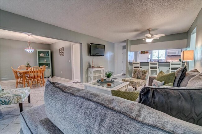 Foto del edificio - 111 Airport Ave W