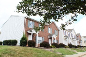 Building Photo - 486 Pheasant Run Cir