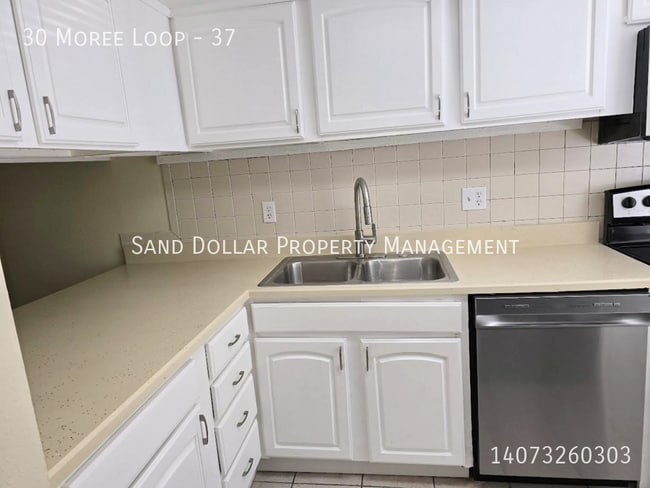 Building Photo - 30 Moree Loop