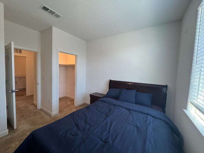 Foto del edificio - 3902 Firestar Way