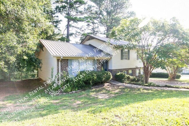 Foto del edificio - 204 Glenvalley Ln NW