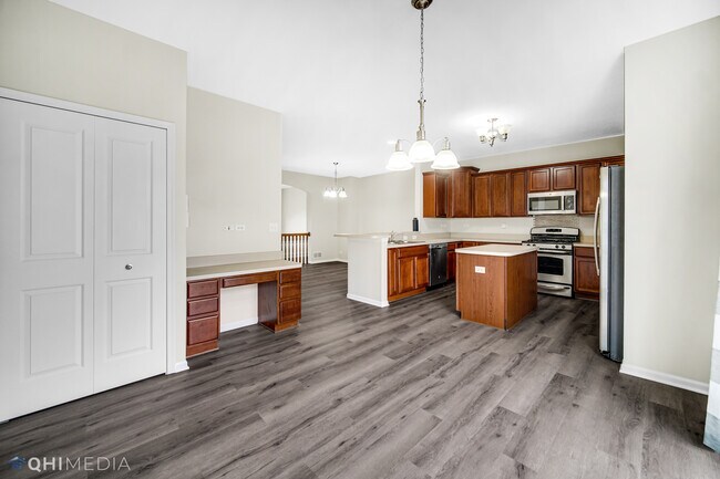 Foto del edificio - 611 Grosvenor Ln