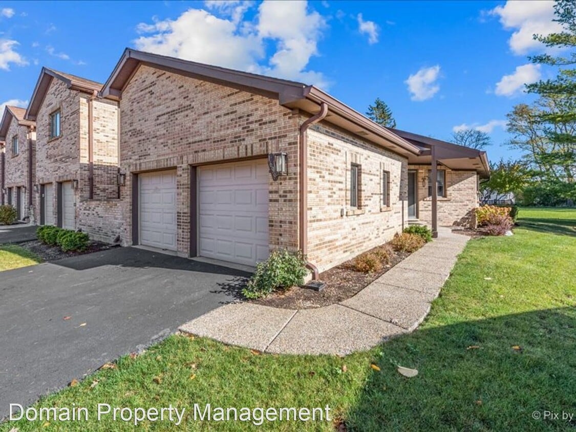 Primary Photo - 2 br, 2.5 bath House - 1699 Pebble Beach Dr