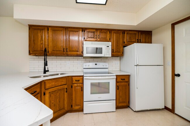 Foto del edificio - 13 Yorkshire Dr