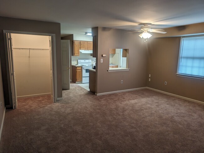 Foto del edificio - 1438 Colwell Ln