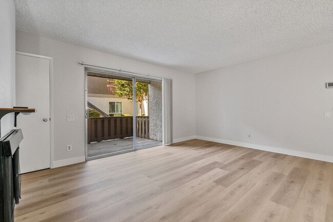 Foto del edificio - 1 Bedroom 1 Bath Apartment Close to South ...