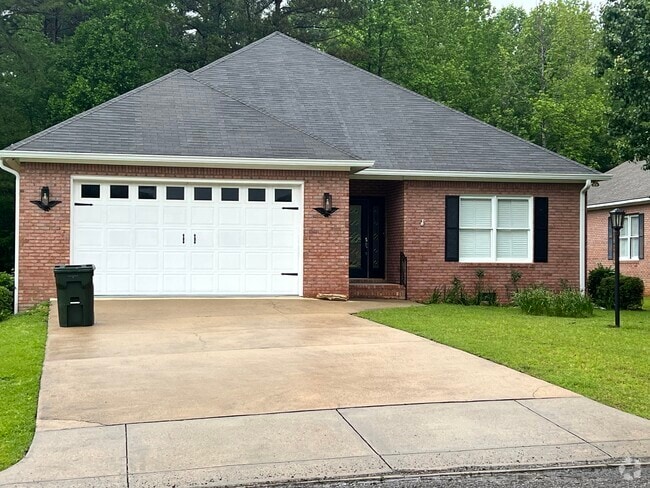 Front of House - 602 Eagles Cir