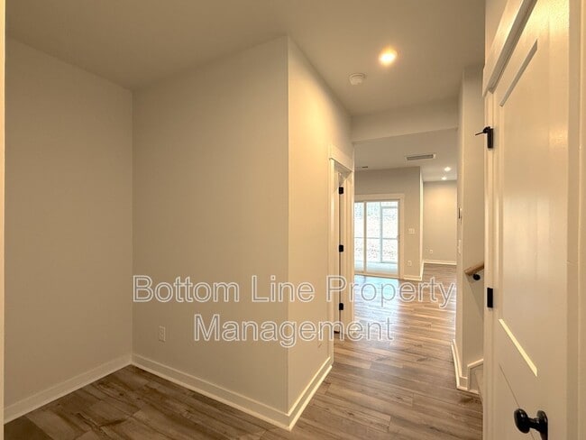Building Photo - 3314 Finchborough Ct
