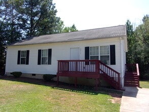 Building Photo - 2013 Gilmore Rd
