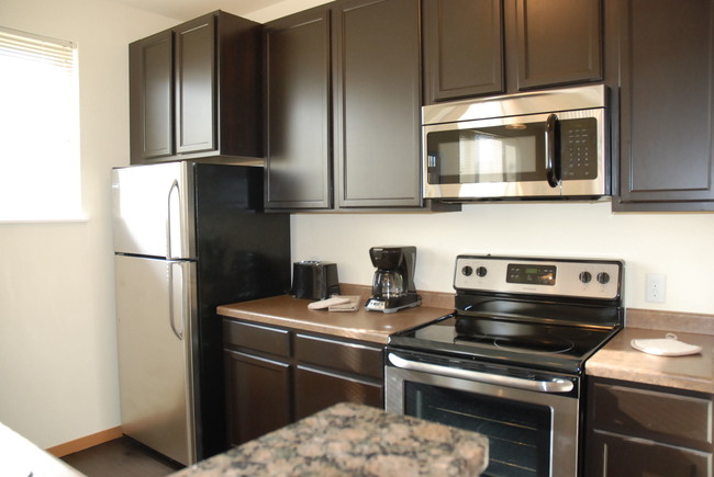 1 Bedroom Kitchen - WINGRA POINT RESIDENCES LLC