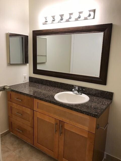 Foto del edificio - 751 Cypress Ln