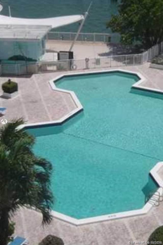 Foto del edificio - 11111 Biscayne Blvd