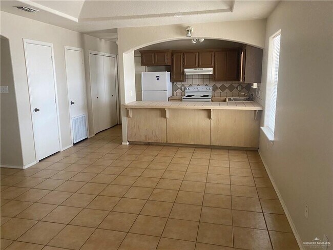 Foto del edificio - 17 Presidio Dr