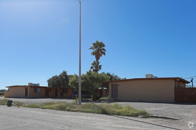 Building Photo - 28th Street Apartments