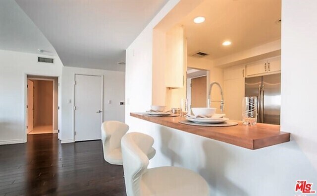 Building Photo - 13600 Marina Pointe Dr