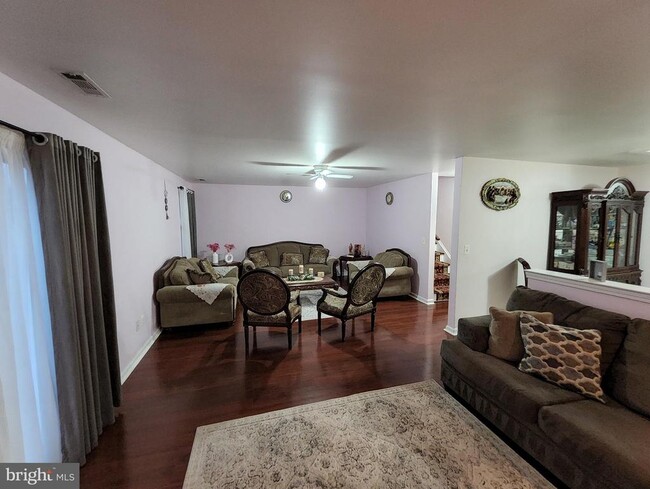 Foto del edificio - 2 Adam Ct