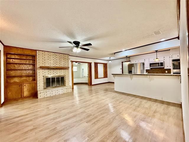 Building Photo - 2000 SE 10th St