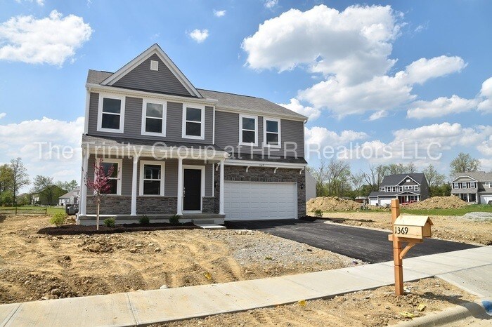 Primary Photo - 1369 Twelve Oaks Court