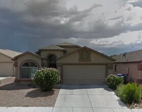 Building Photo - 4420 E Mesquite Desert Trail