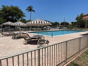 Building Photo - 1820 SW 81st Ave