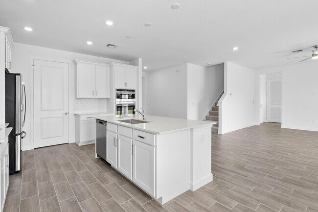 Building Photo - 6843 Cobia Cir