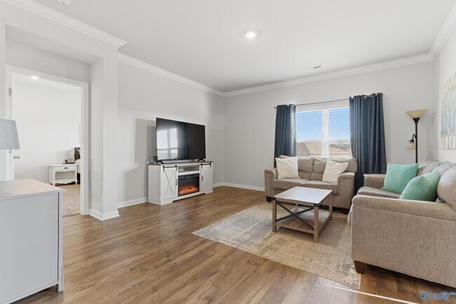 Foto del edificio - 7005 Nearpath Dr NW