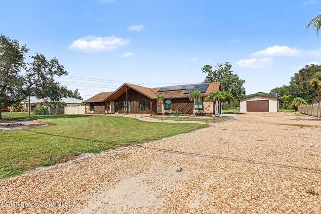 Building Photo - 3200 N Tropical Trail