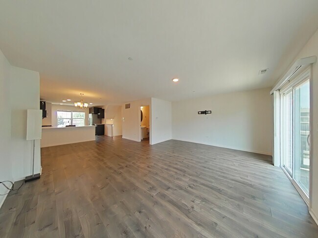 Foto del edificio - 1005 Charlton Ln