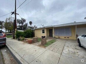 Building Photo - 410 W 15th Ave