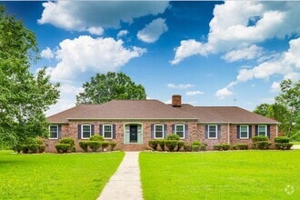Building Photo - 1003 Chesterfield Ave