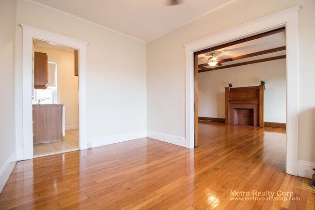 Building Photo - 1368 Commonwealth Ave