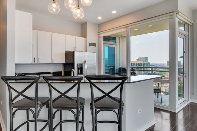 Building Photo - 757 N Orleans St