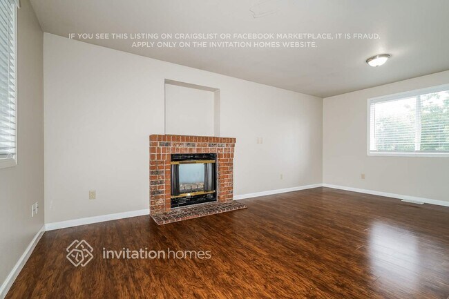 Building Photo - 25107 23rd Ct S