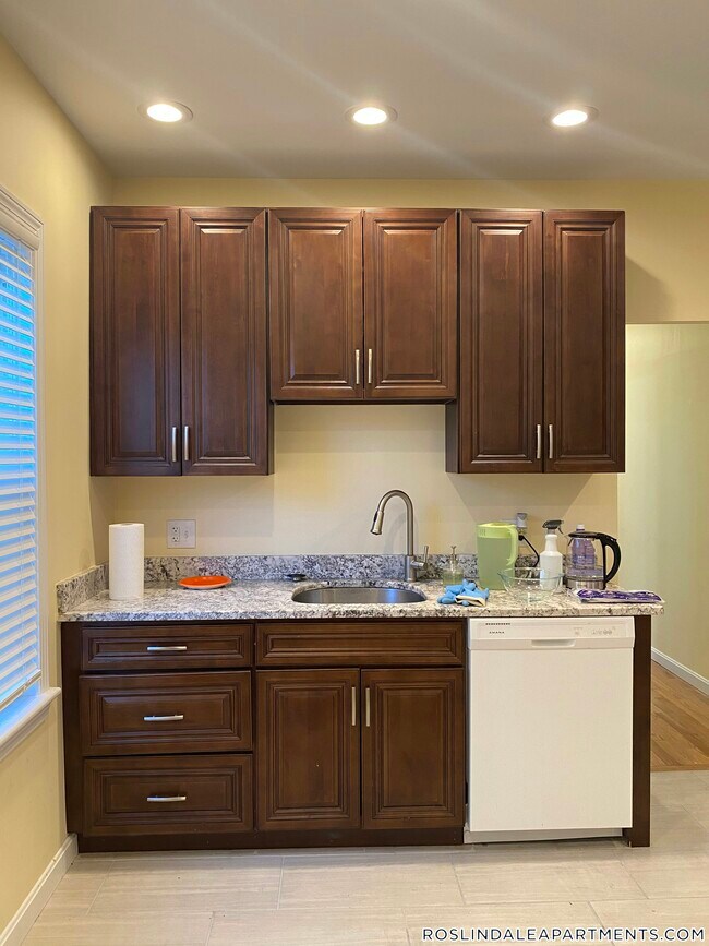 Foto del edificio - 50 Jewett St