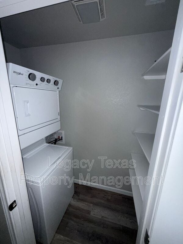 Foto del edificio - 101-2 Hill Ln