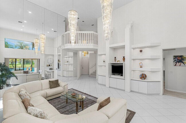 Foto del edificio - 17099 Ryton Ln